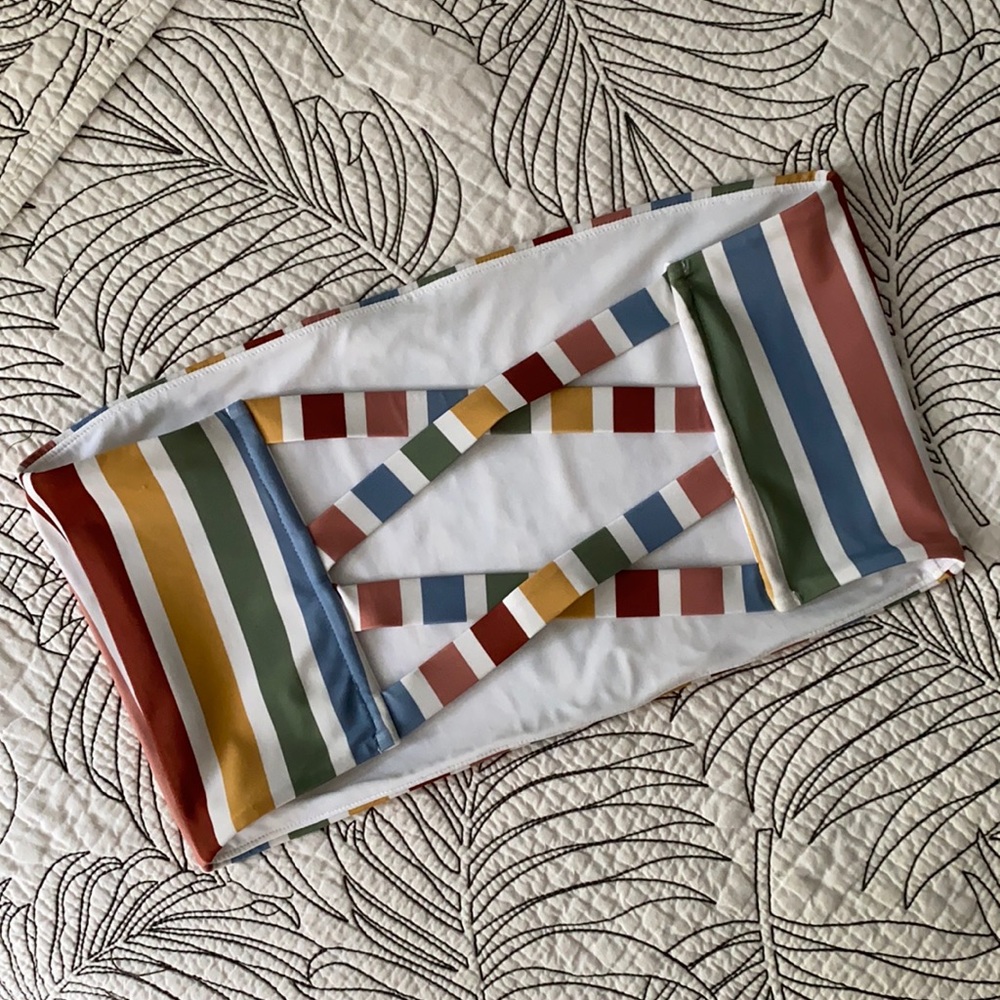 Stripey strapless swim top